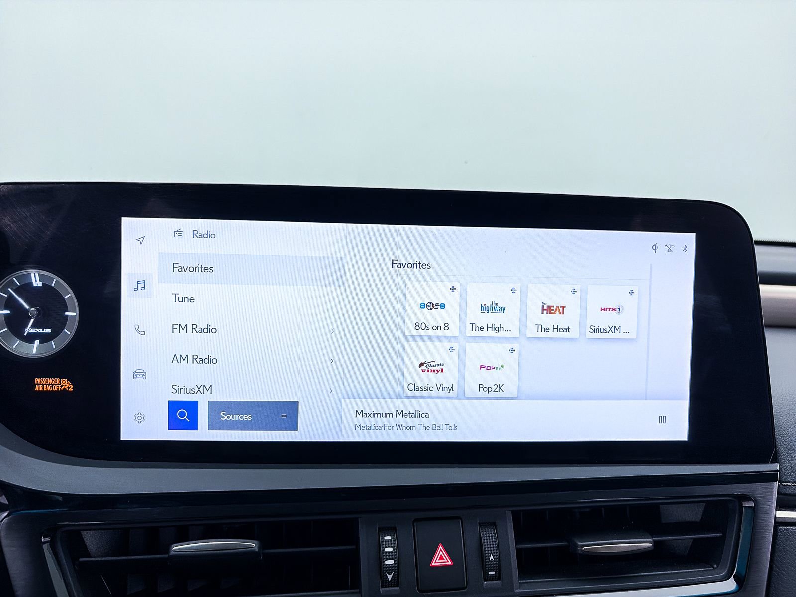 Used 2023 Lexus ES 300h F Sport w/ Accessory Package (Z2) FWD image 21