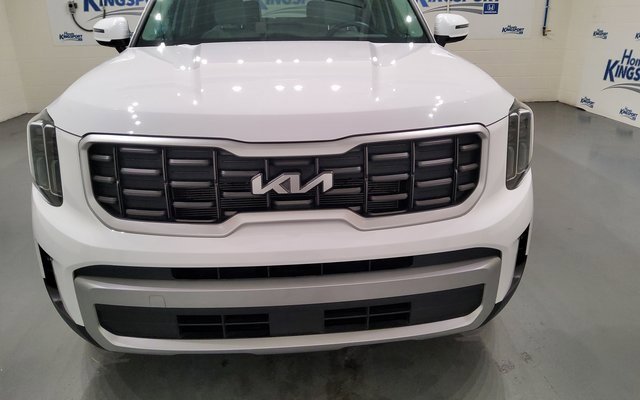Used 2024 Kia Telluride S w/ S Sunroof Package image 9