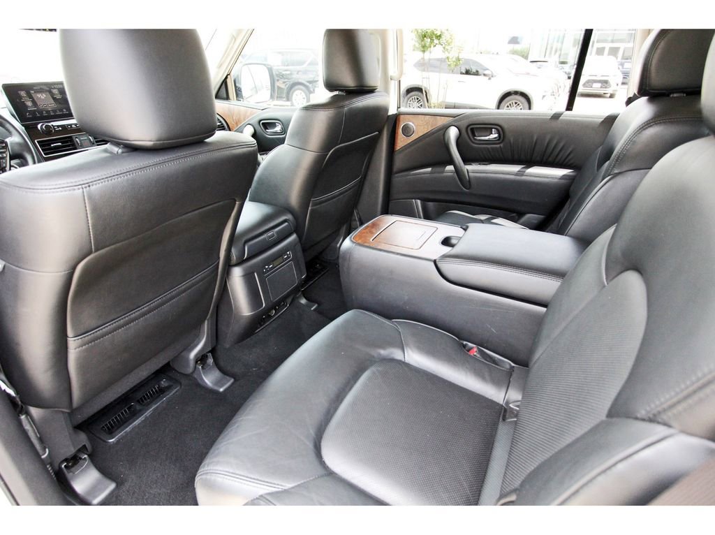 Used 2024 Nissan Armada SL w/ Captain's Chairs Package AWD/4WD image 12
