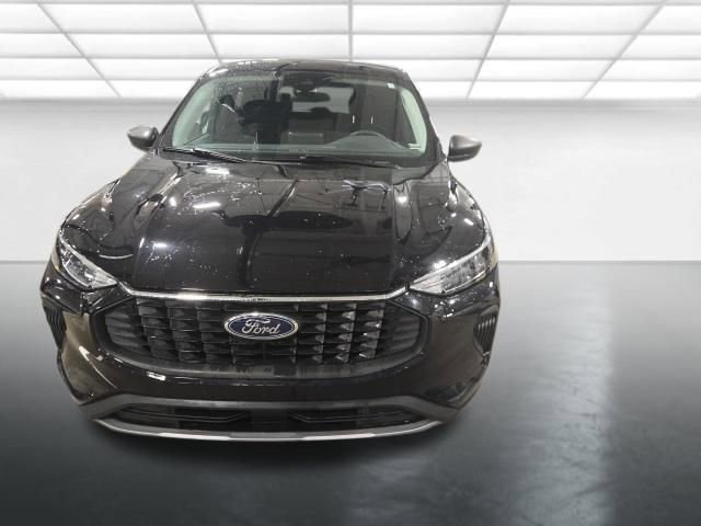 Used 2024 Ford Escape Active w/ Cold Weather Package image 9