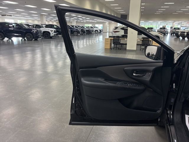 Used 2020 Nissan Murano SL w/ Moonroof Package AWD/4WD image 20