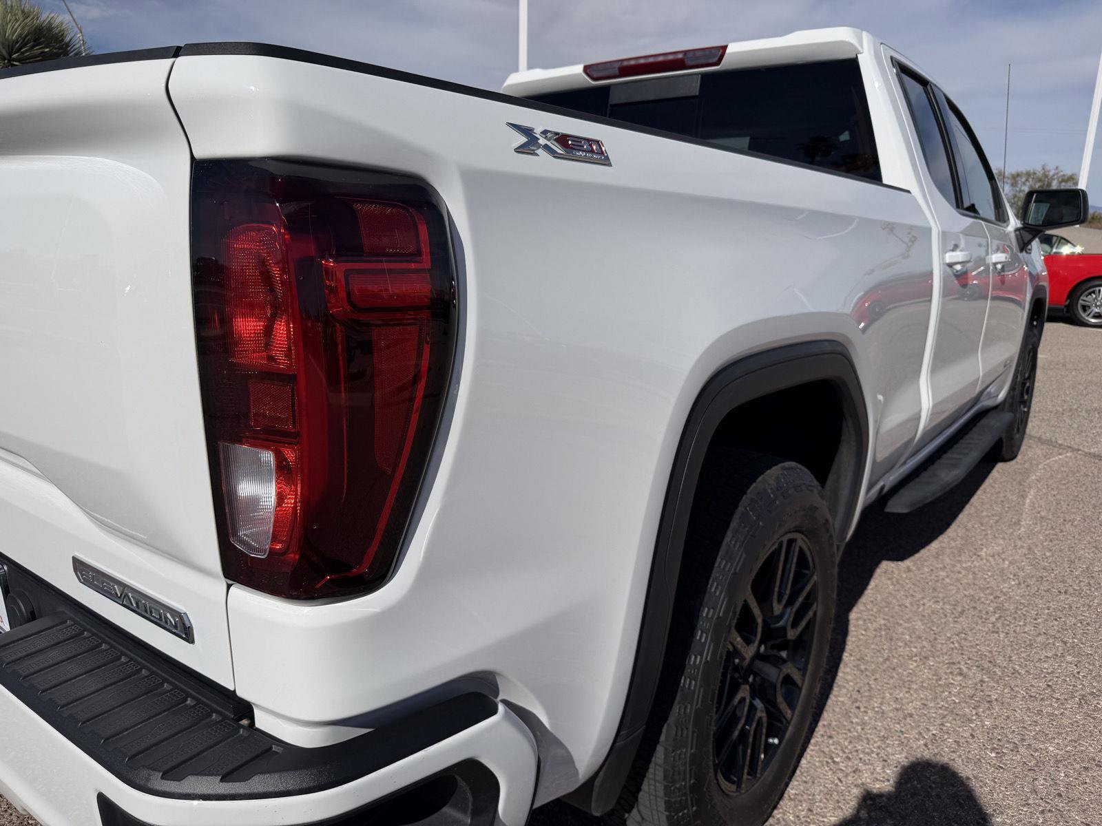 Used 2025 GMC Sierra 1500 Elevation w/ Preferred Package image 15