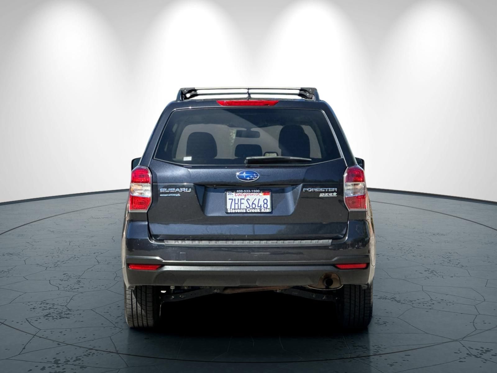 Used 2015 Subaru Forester 2.5i Premium w/ All-Weather Package AWD/4WD image 5
