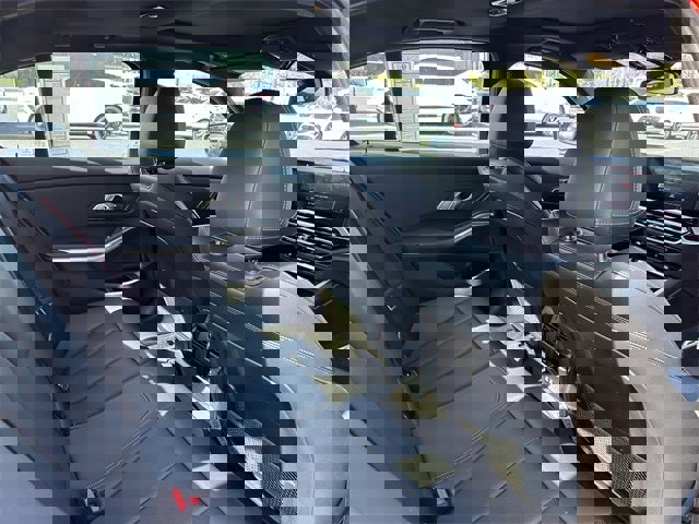 Used 2023 BMW 330i Sedan image 18