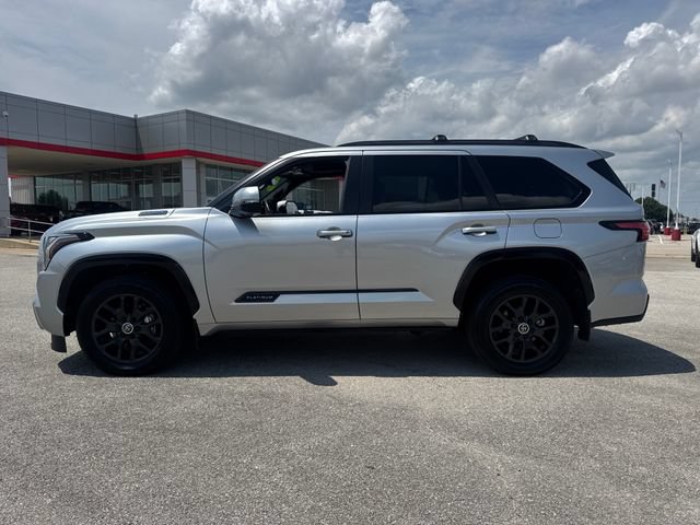 Used 2024 Toyota Sequoia Platinum AWD/4WD image 3
