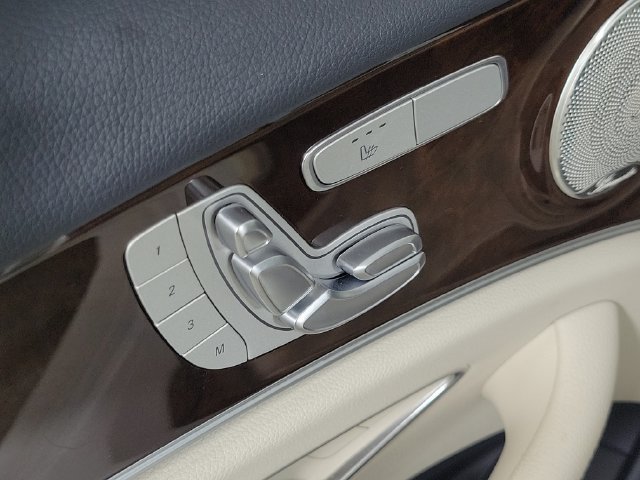 Used 2023 Mercedes-Benz E 350 4MATIC Sedan image 18