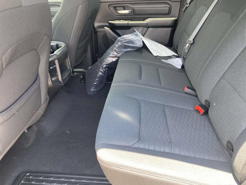 New 2026 RAM 1500 Express AWD/4WD image 38