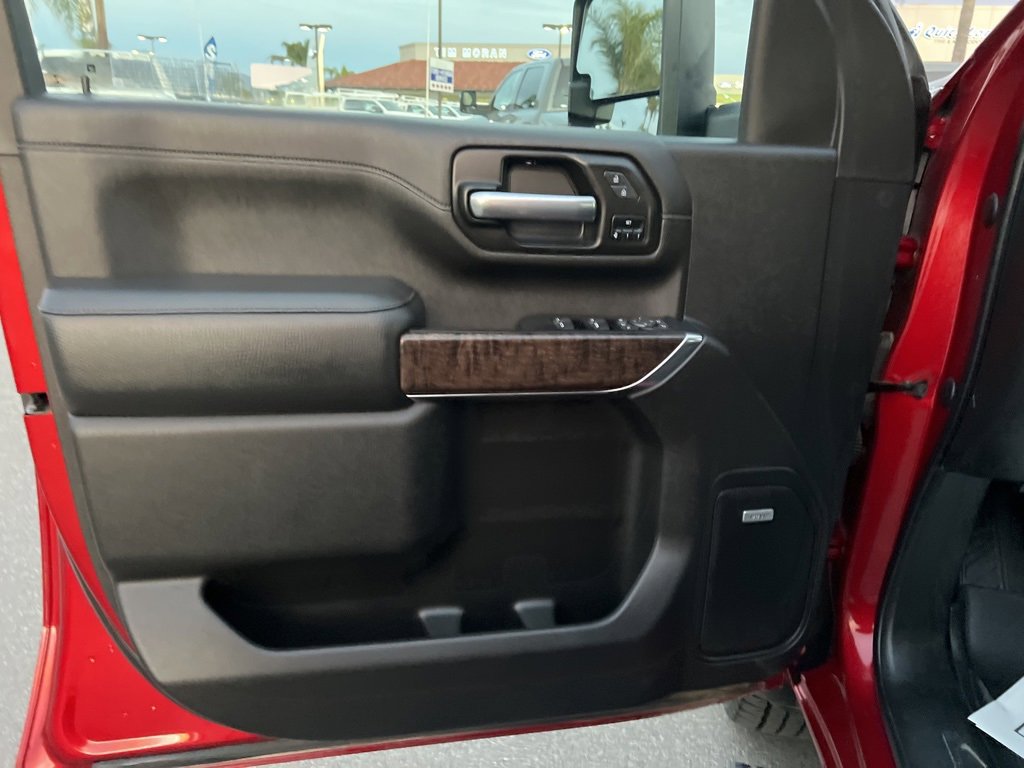 Used 2023 GMC Sierra 2500 Denali w/ Denali Ultimate Package image 13