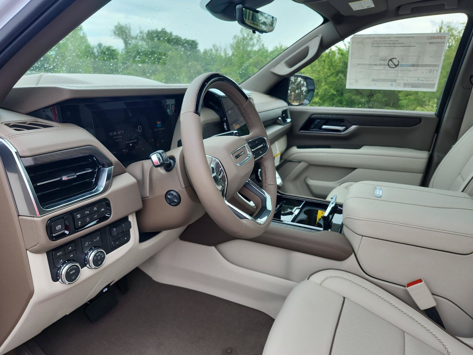 New 2026 GMC Yukon XL Denali AWD/4WD image 13