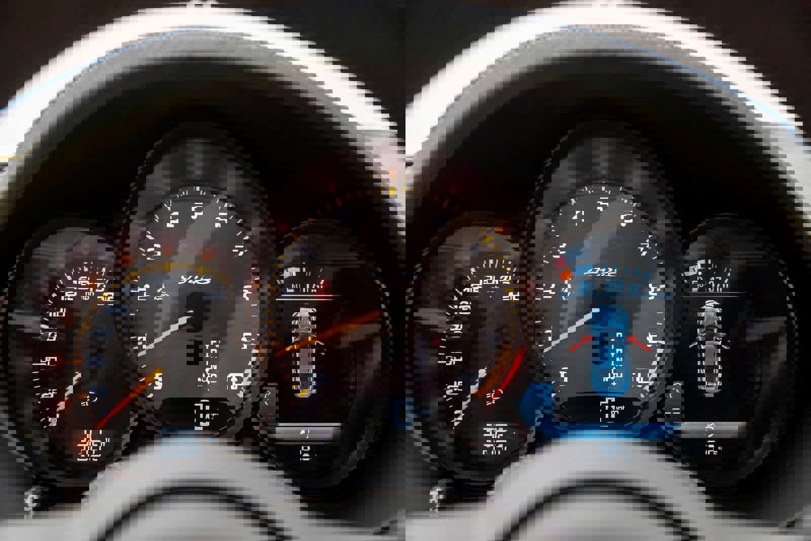 Used 2024 Porsche 718 Cayman GT4 RS image 15