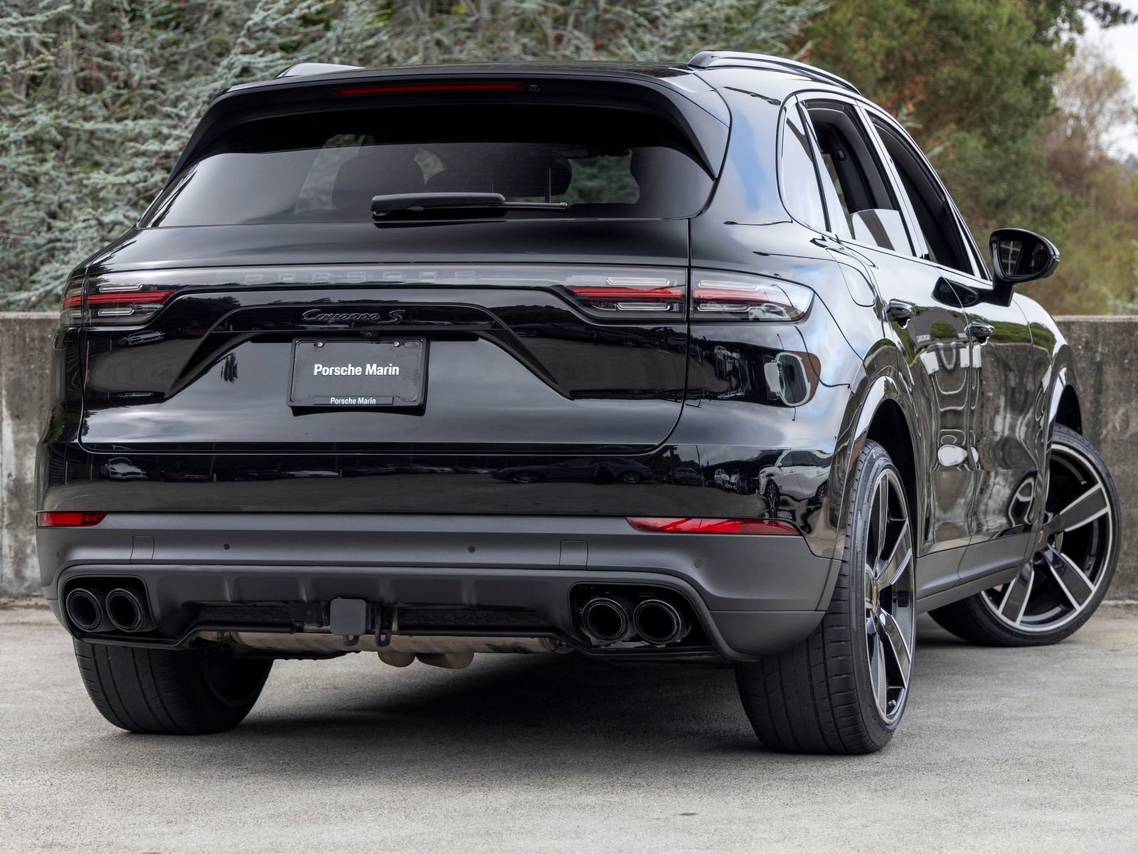 Certified 2022 Porsche Cayenne S AWD/4WD image 11