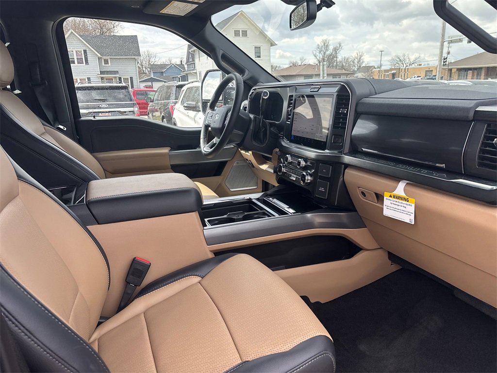 New 2025 Ford F250 Lariat w/ Chrome Package image 12