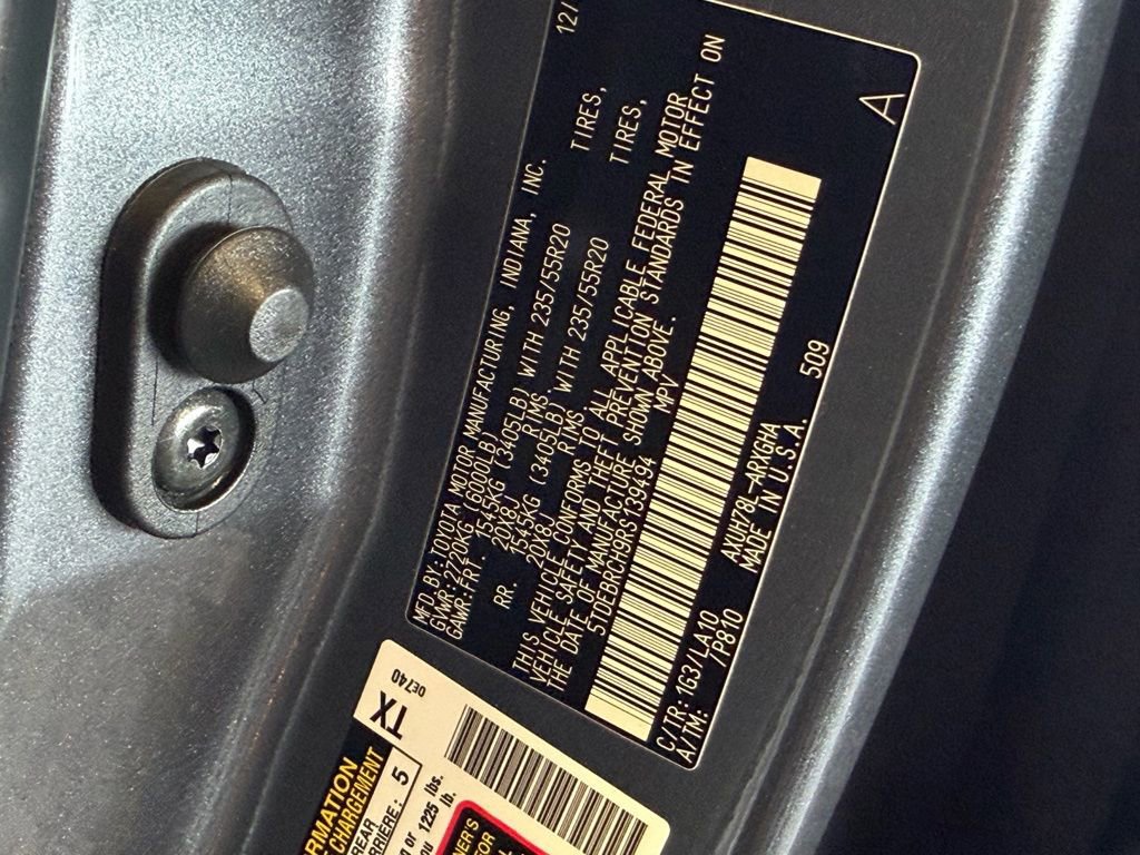 Used 2024 Toyota Highlander Platinum image 36