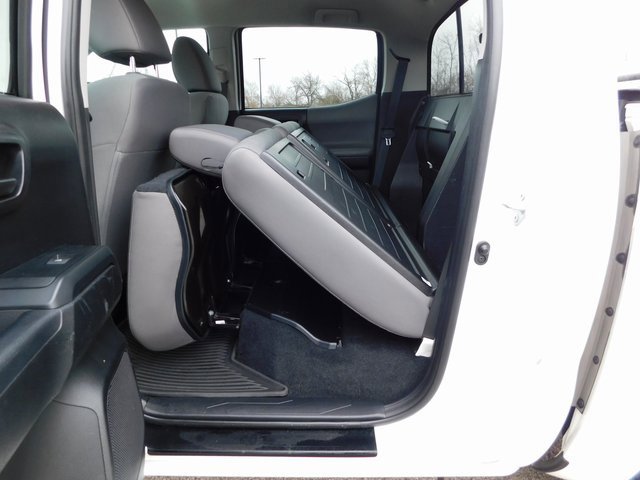 Used 2021 Toyota Tacoma SR image 24