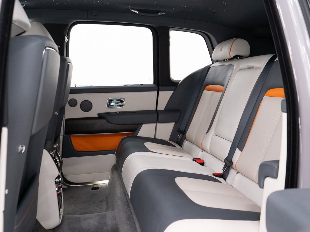 Certified 2023 Rolls-Royce Cullinan w/ Dark Exterior Package AWD/4WD image 25