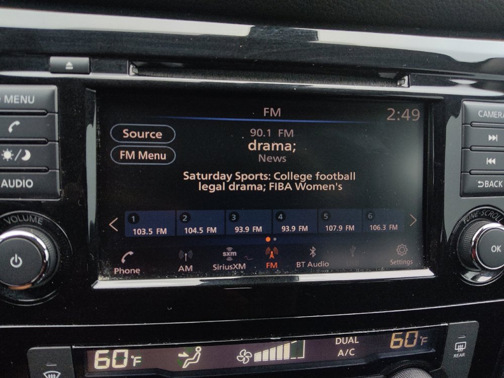 Used 2019 Nissan Rogue SV FWD image 25