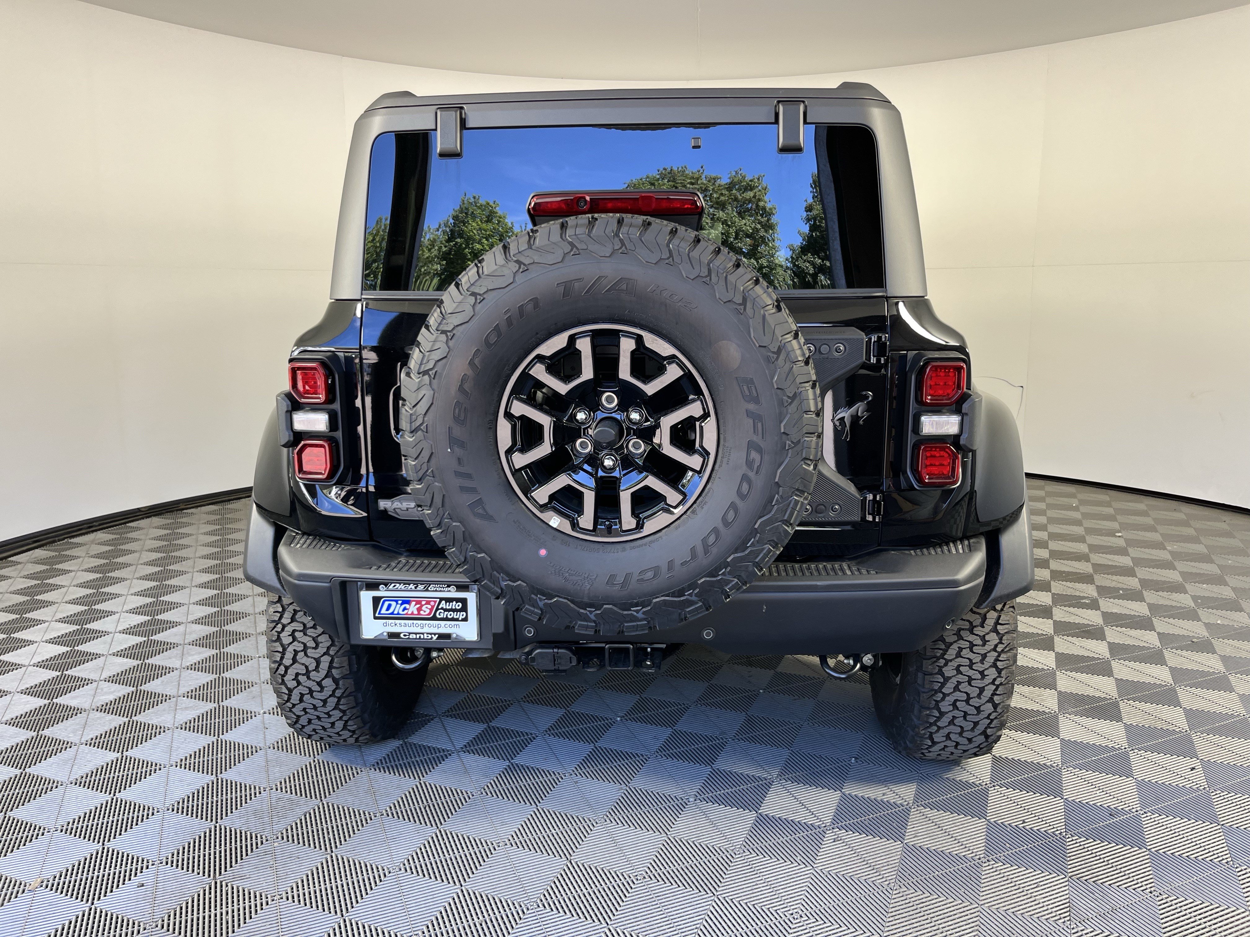 New 2026 Ford Bronco Raptor w/ Interior Carbon Fiber Pack AWD/4WD image 24