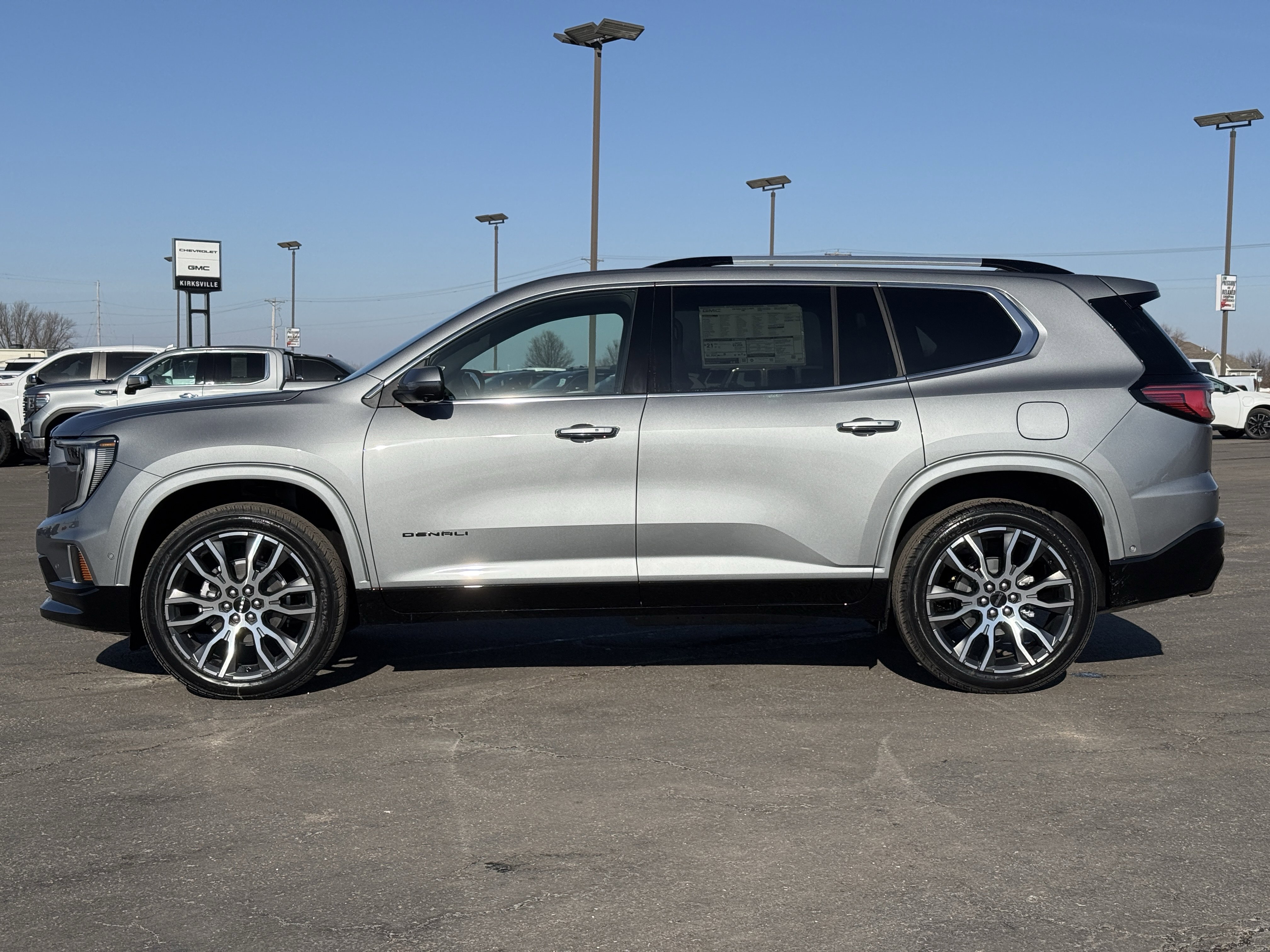 New 2026 GMC Acadia Denali Ultimate w/ LPO, Floor Liner Package image 7