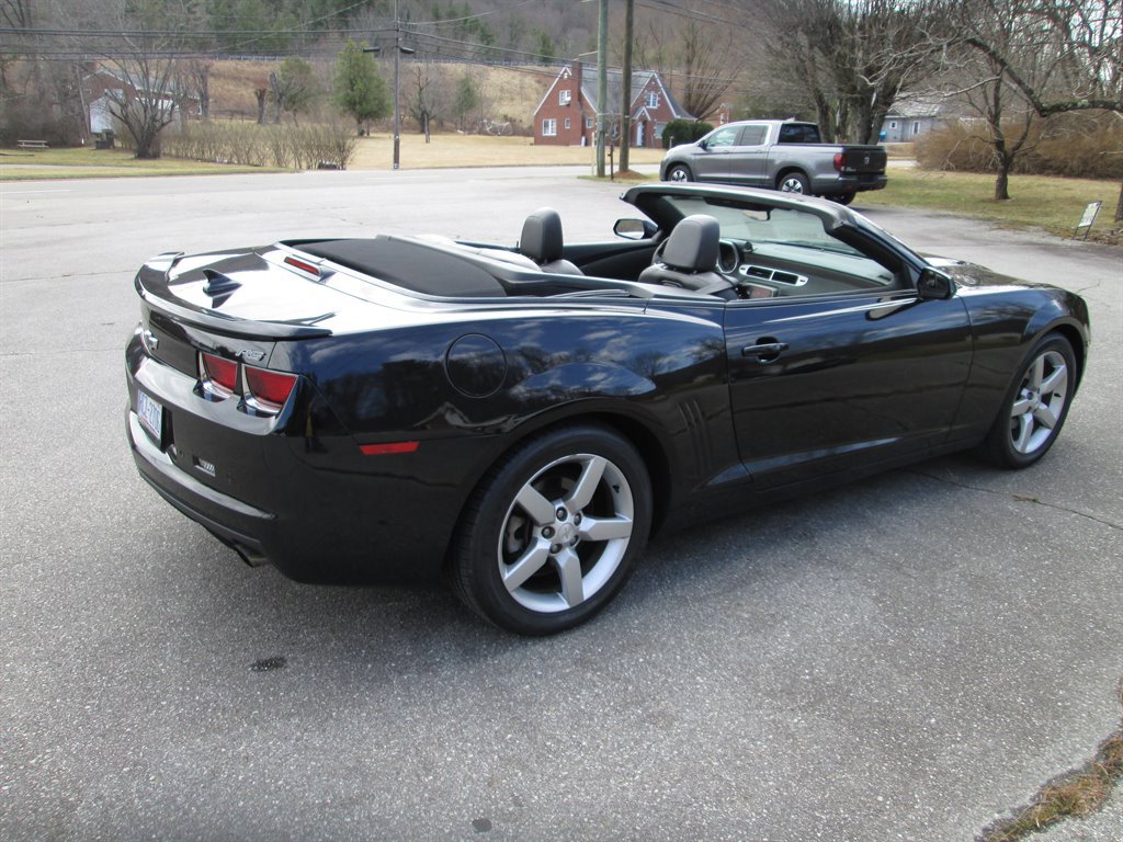 Used 2013 Chevrolet Camaro LT w/ RS Package image 4