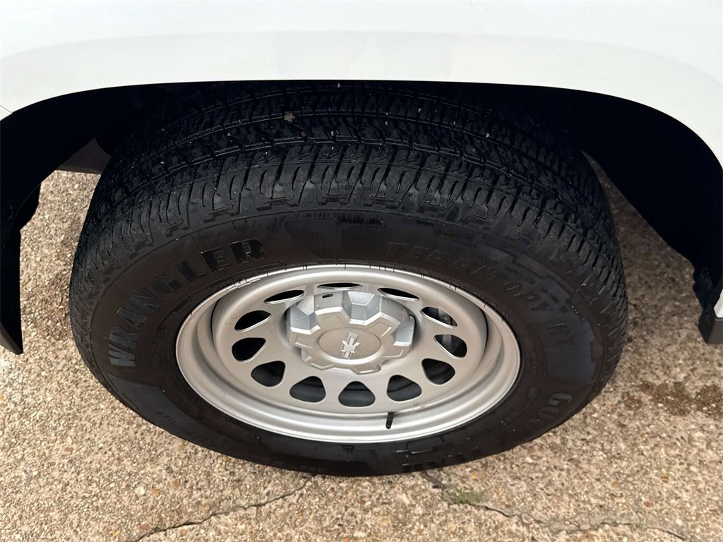 Used 2023 Chevrolet Colorado W/T image 6