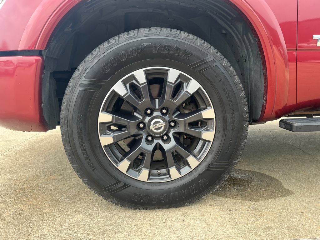 Used 2019 Nissan Titan PRO-4X AWD/4WD image 26