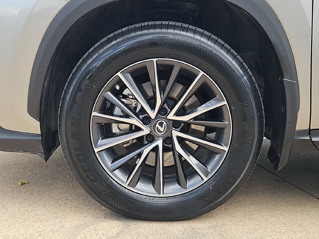 Used 2022 Lexus NX 350 AWD image 34