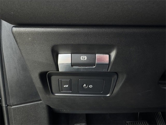 Used 2020 Land Rover Range Rover Evoque SE image 19