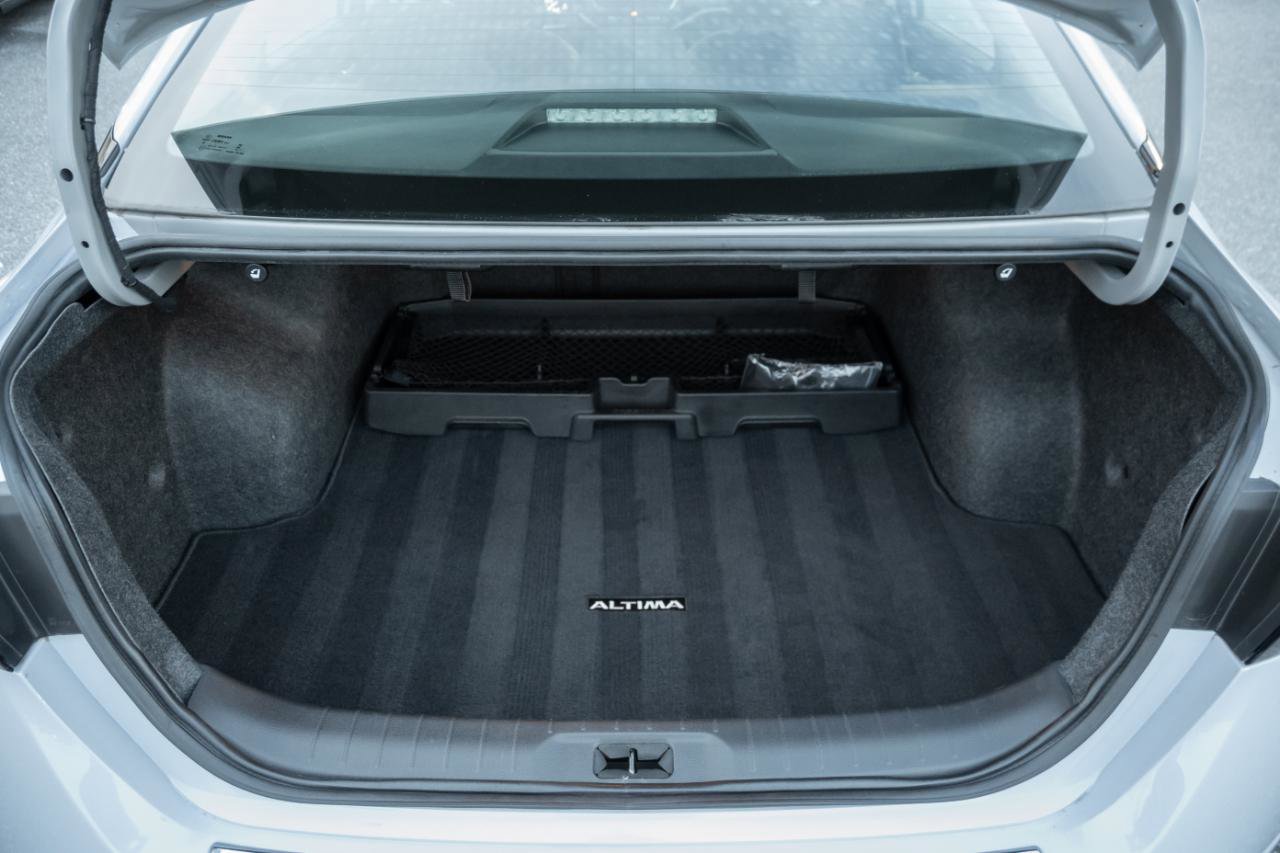 Used 2023 Nissan Altima 2.5 SR w/ SR Premium Package image 24