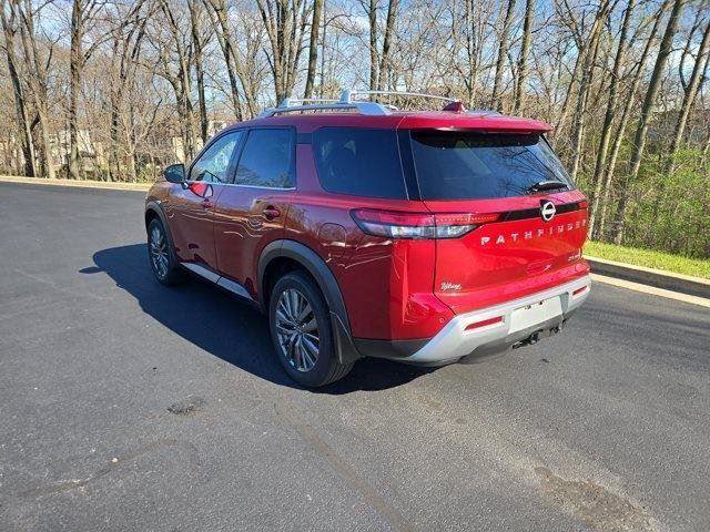 Certified 2025 Nissan Pathfinder SL w/ SL Premium Package image 6