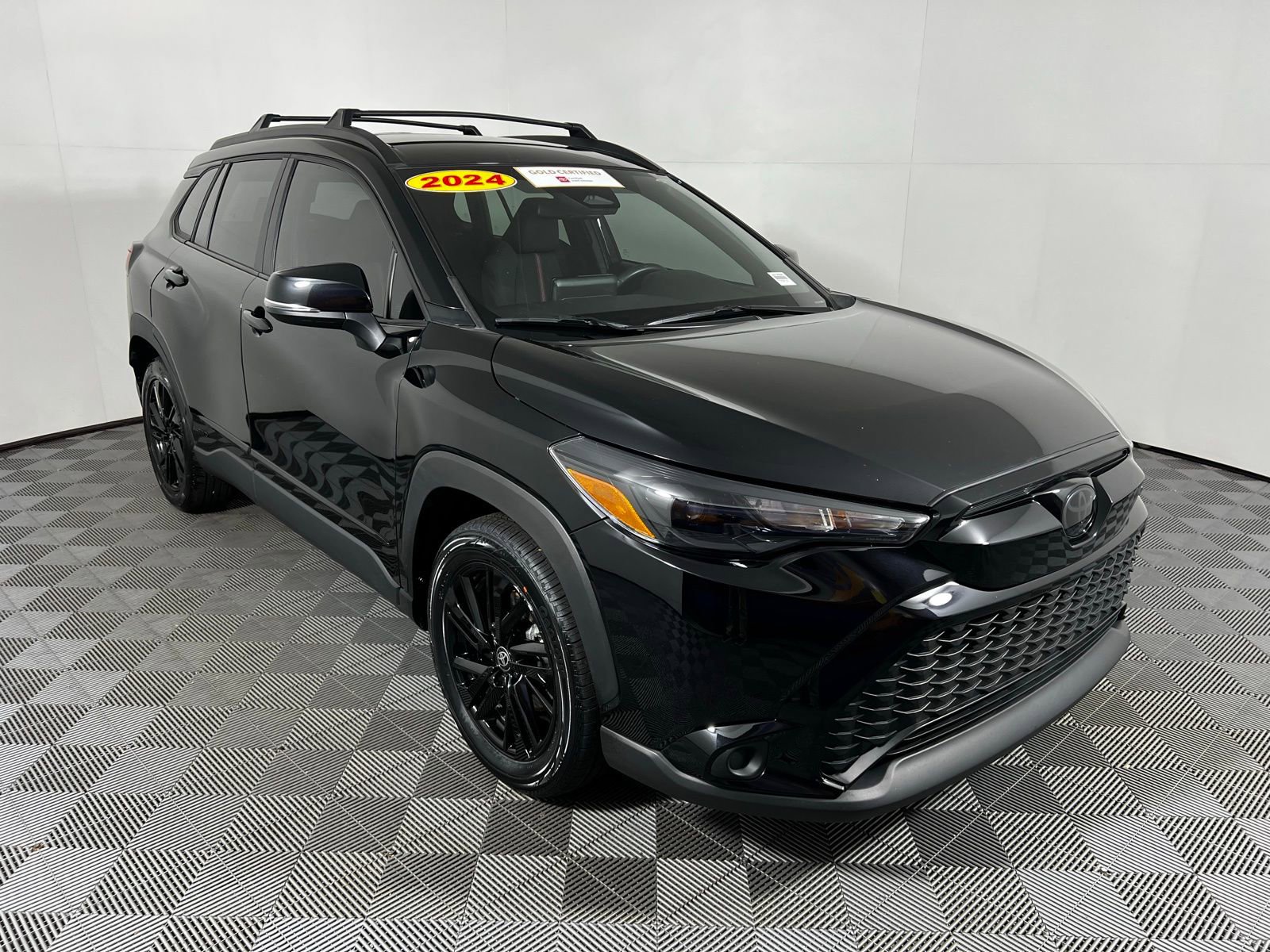 Certified 2024 Toyota Corolla Cross AWD Hybrid image 3