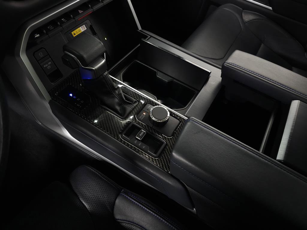 Used 2022 Toyota Tundra Platinum image 34