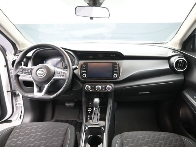 Used 2023 Nissan Kicks SV image 25