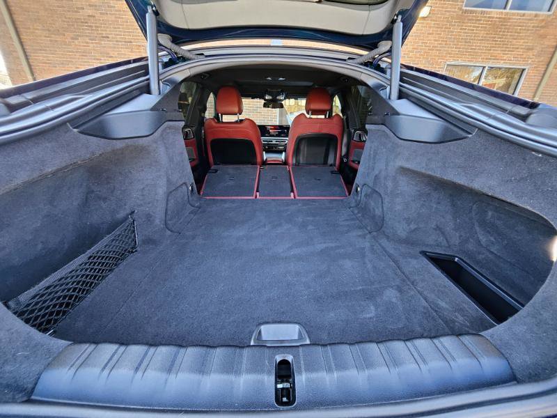 Used 2023 BMW i4 eDrive40 w/ M Sport Package image 92