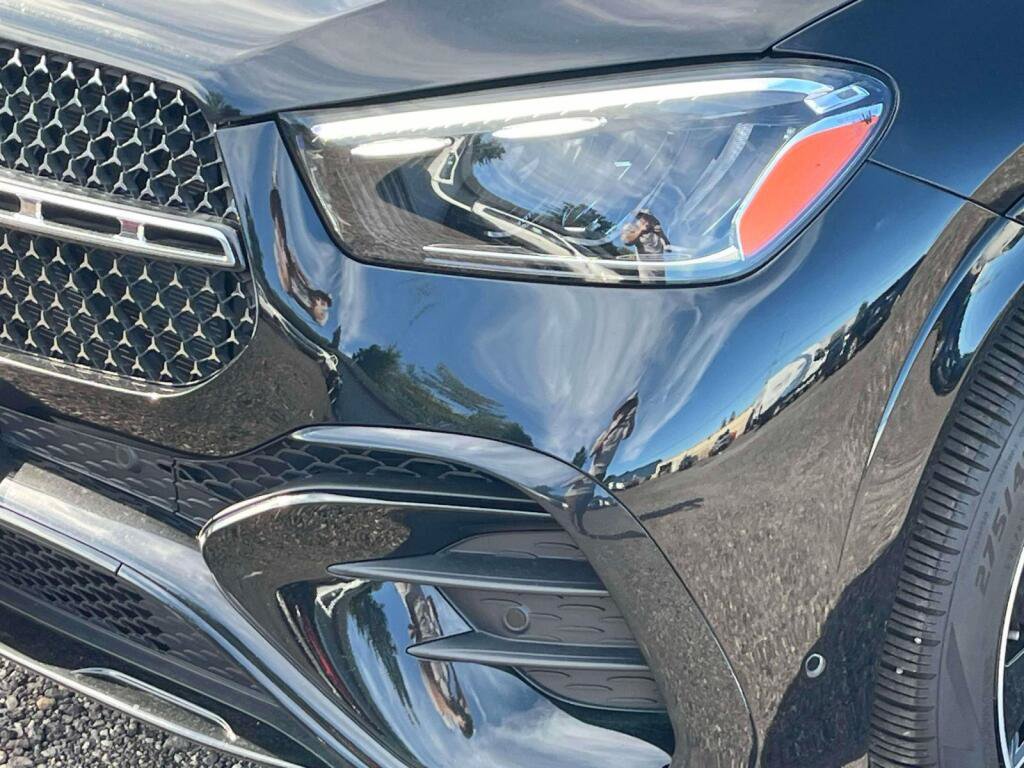 Certified 2025 Mercedes-Benz GLE 350 4MATIC w/ AMG Line Exterior image 14