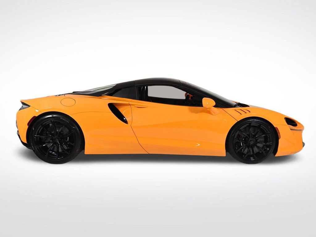 New 2026 McLaren Artura Spider image 6