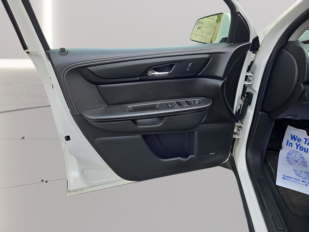 Used 2015 Chevrolet Traverse LT AWD/4WD image 18