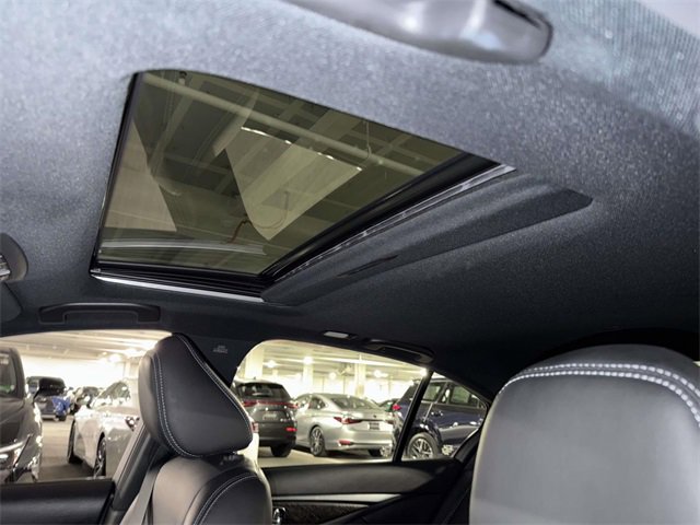 Used 2022 INFINITI Q50 Sensory image 21