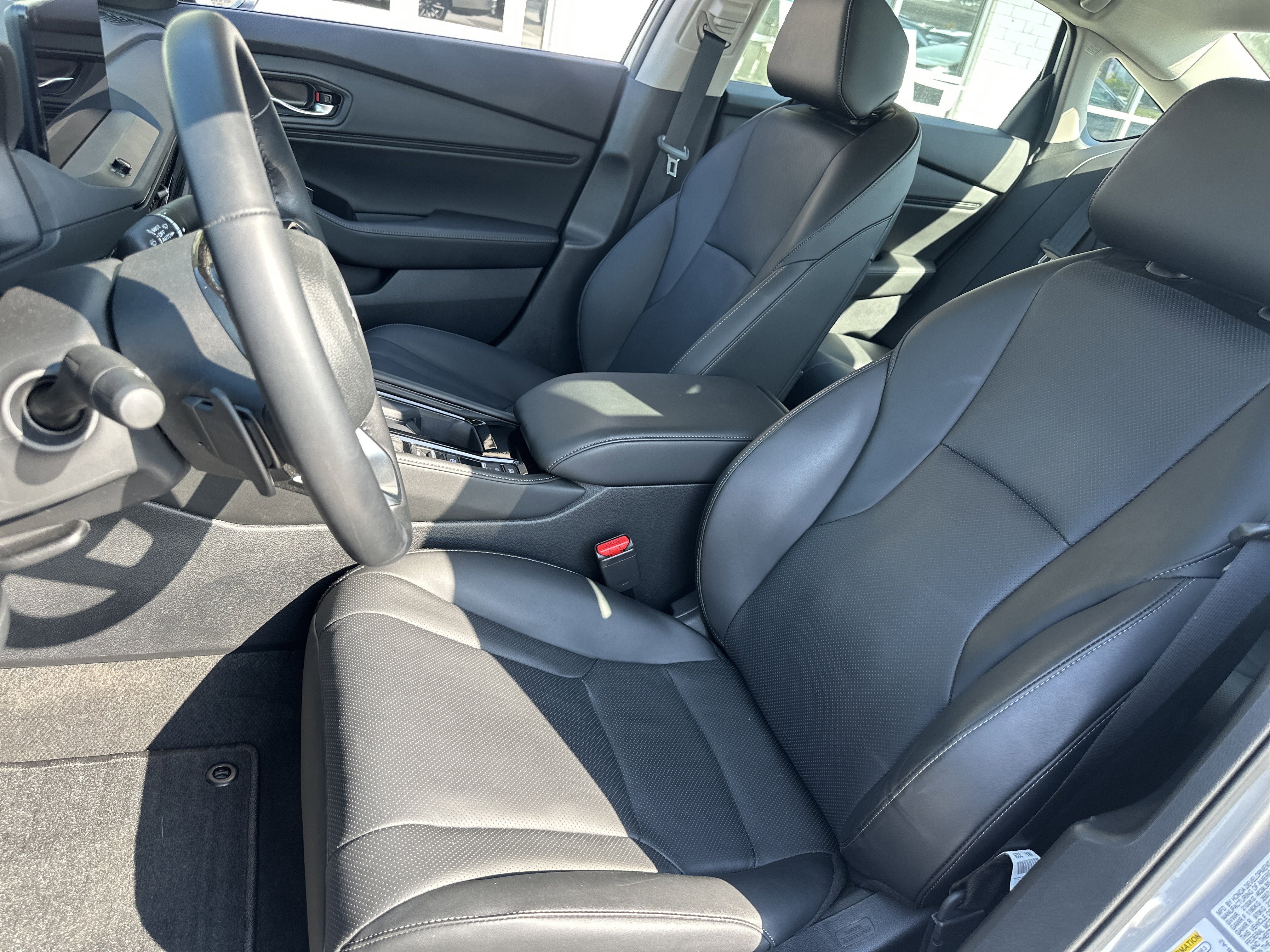 Used 2024 Honda Accord Touring image 10