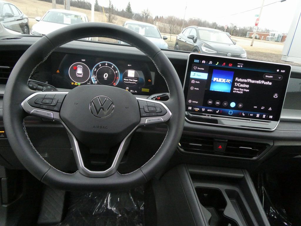 New 2026 Volkswagen Tiguan SE image 6