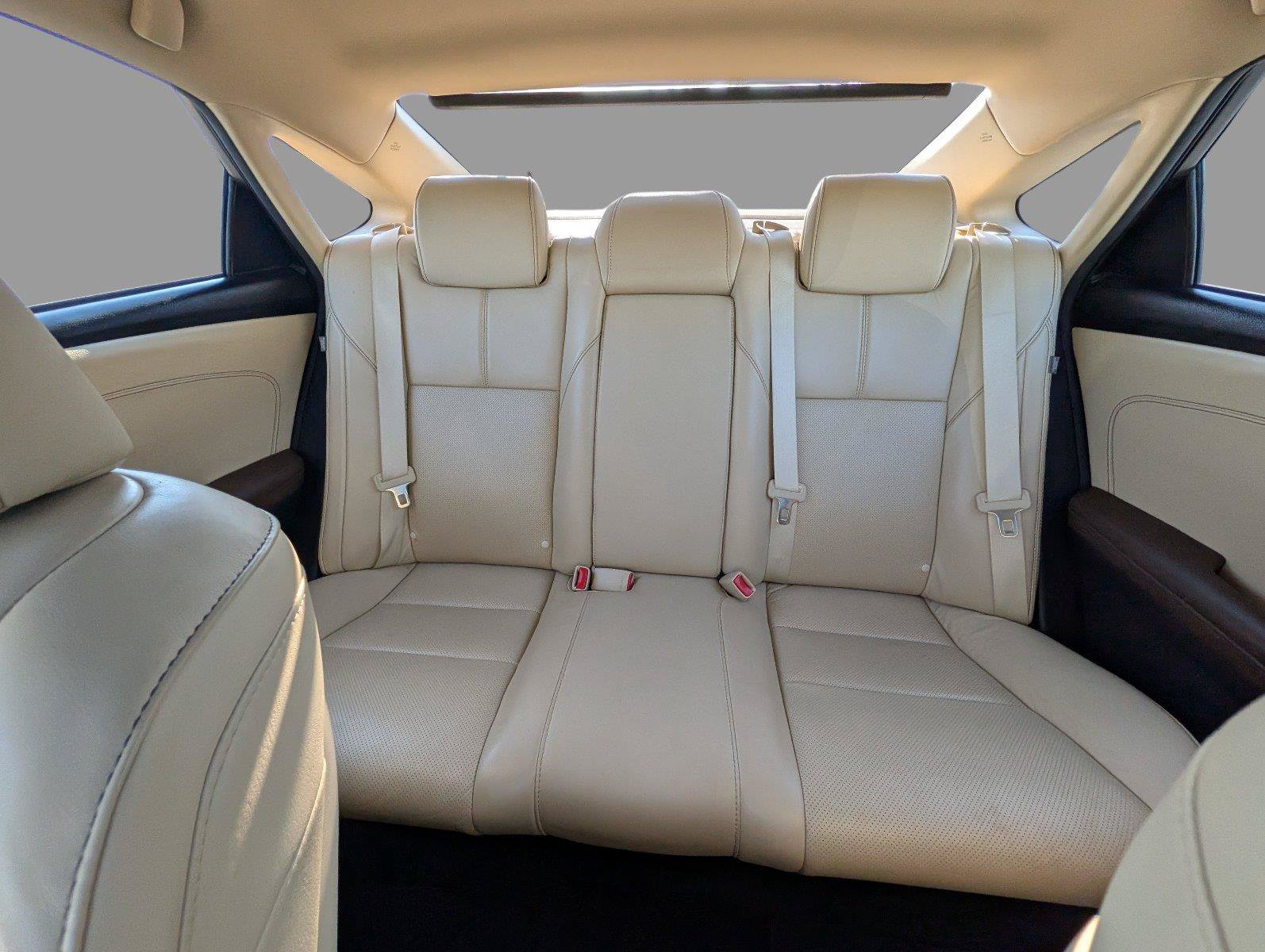 Used 2013 Toyota Avalon Limited FWD image 13