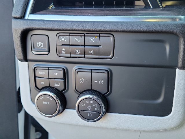 Certified 2025 Chevrolet Tahoe Premier AWD/4WD image 26