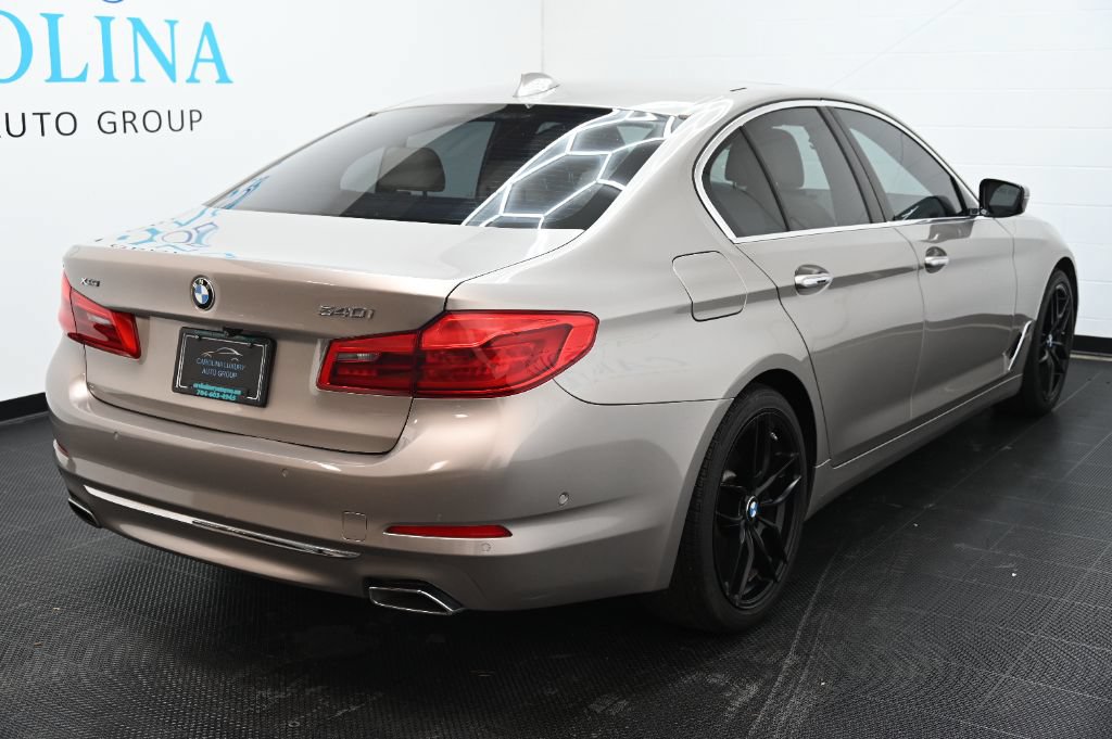 Used 2017 BMW 540i xDrive AWD/4WD image 3