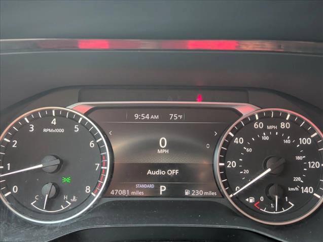 Used 2024 Nissan Pathfinder SV FWD image 12