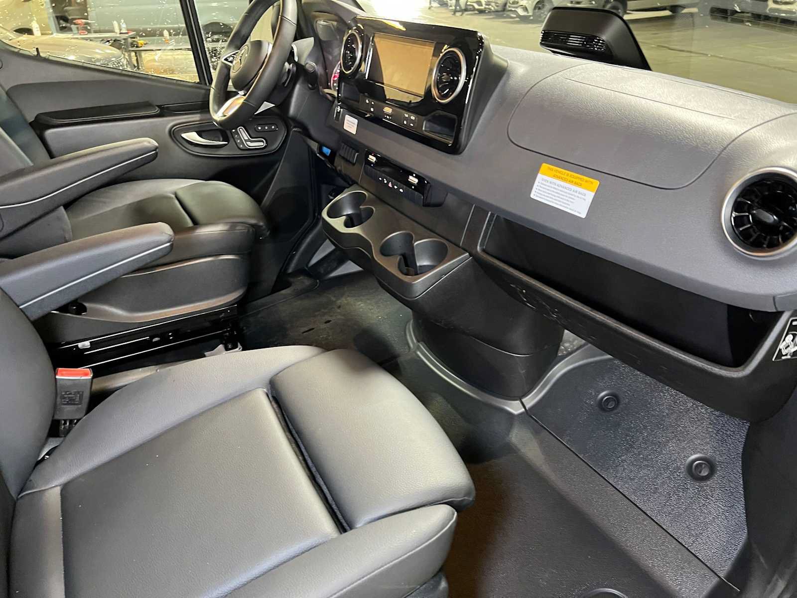 Used 2026 Mercedes-Benz Sprinter 2500 image 12