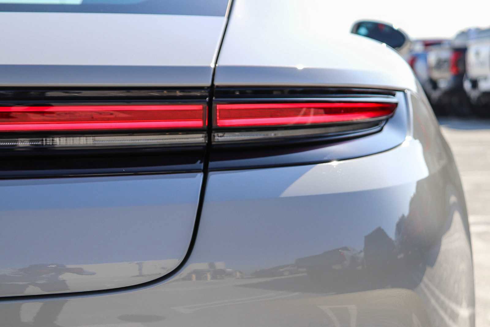 Used 2025 Porsche Panamera 4 image 10