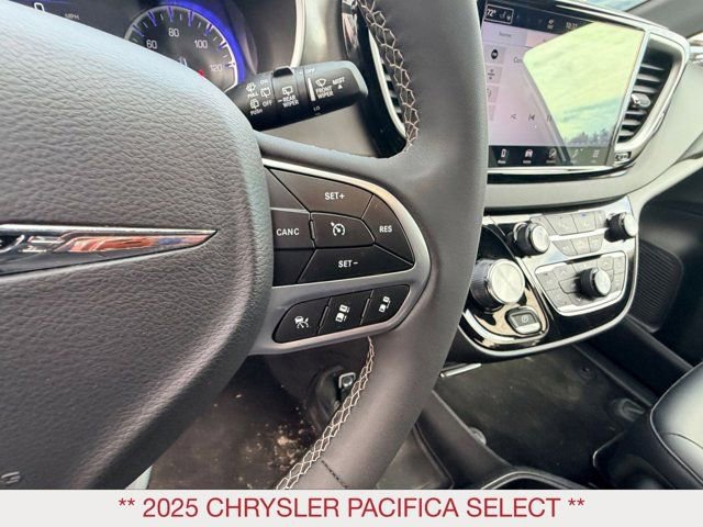 Certified 2025 Chrysler Pacifica Select image 28