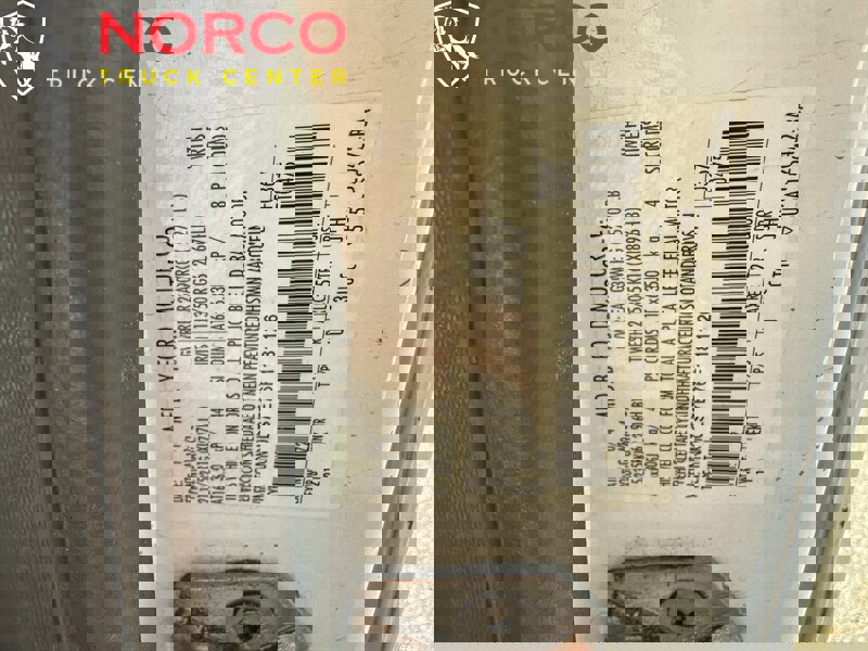 Used 2015 Ford Transit Connect XL image 25