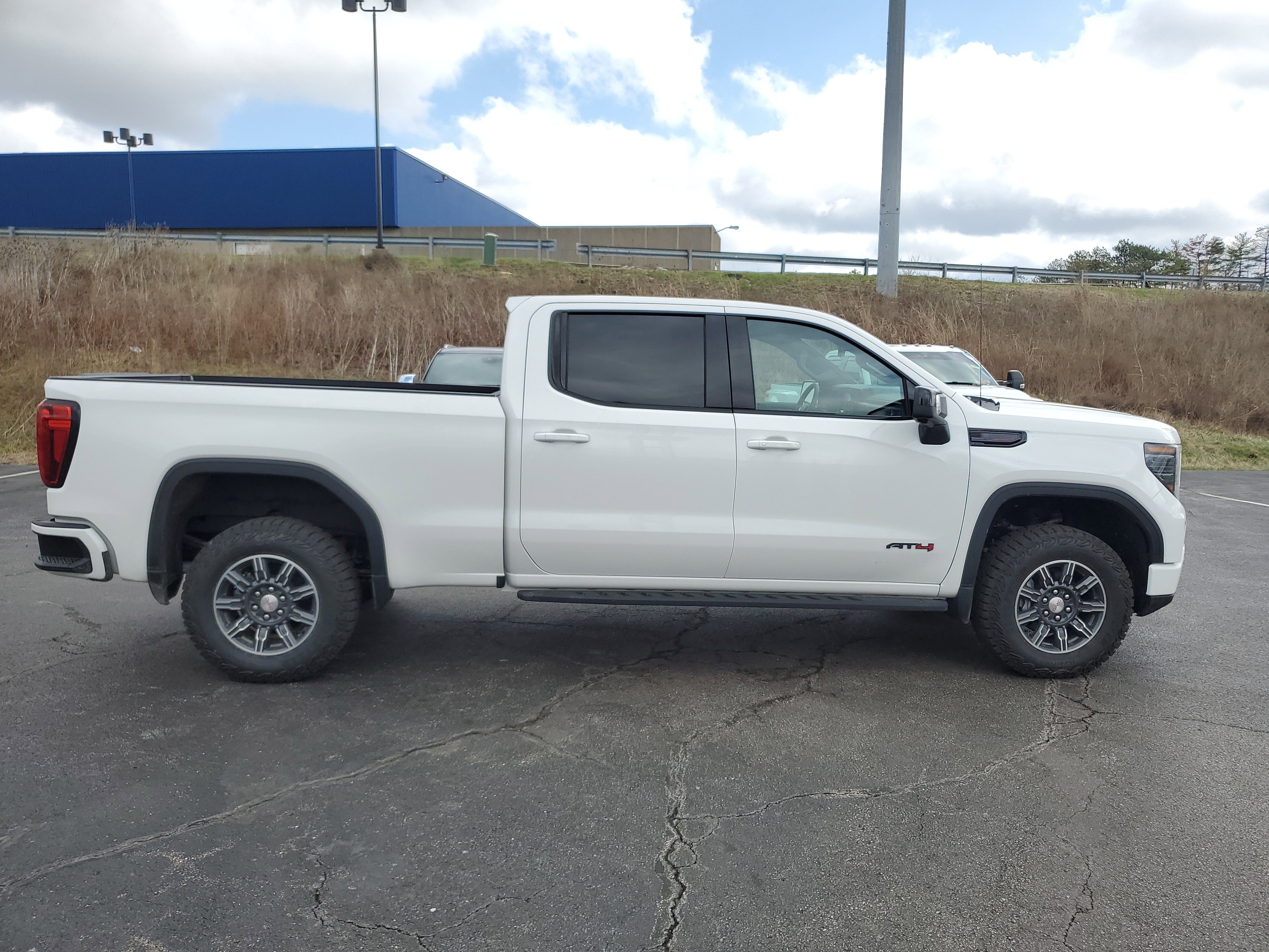 New 2026 GMC Sierra 1500 AT4 w/ AT4 Premium Package image 3