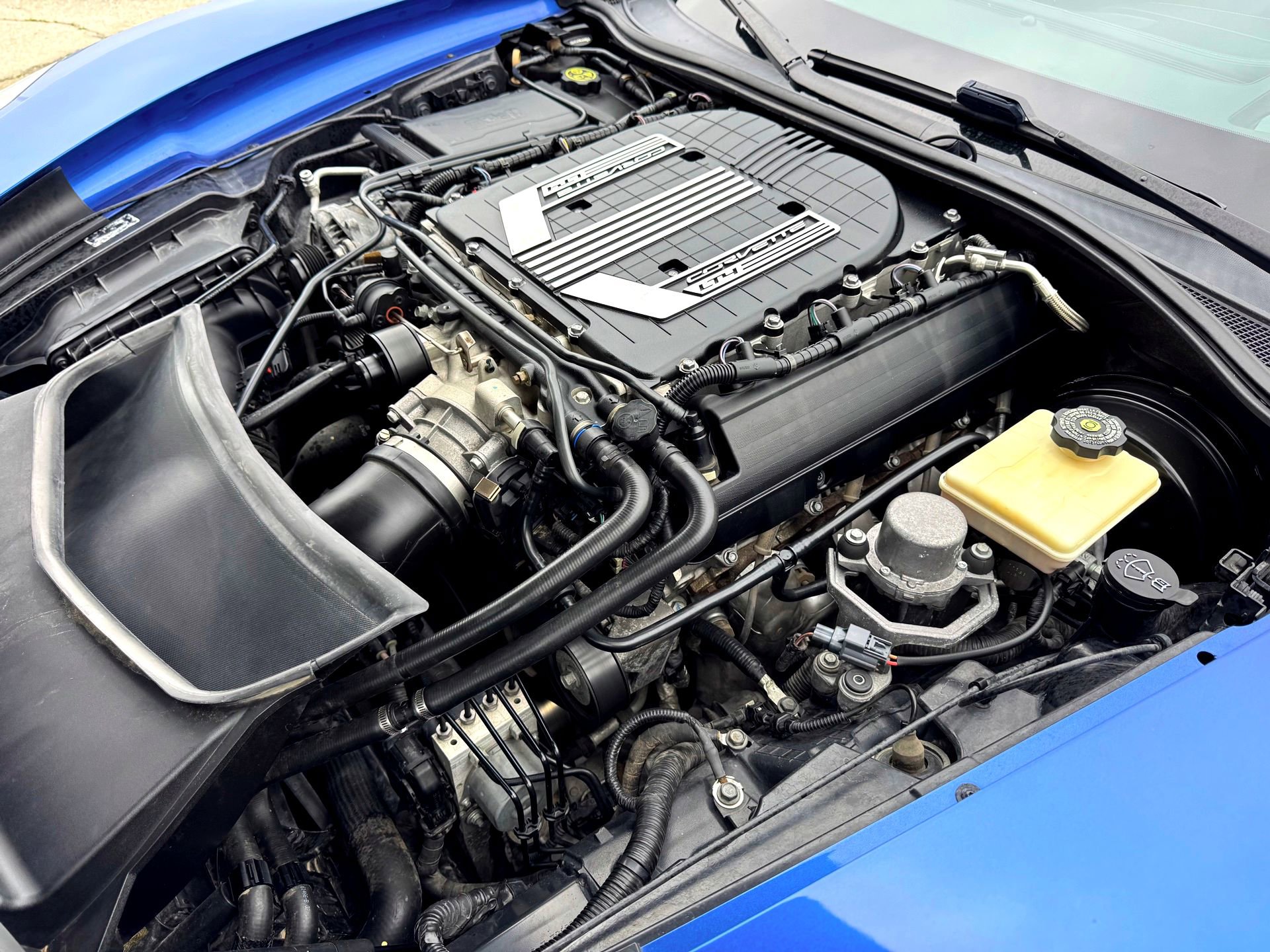 Used 2016 Chevrolet Corvette Z06 RWD image 5