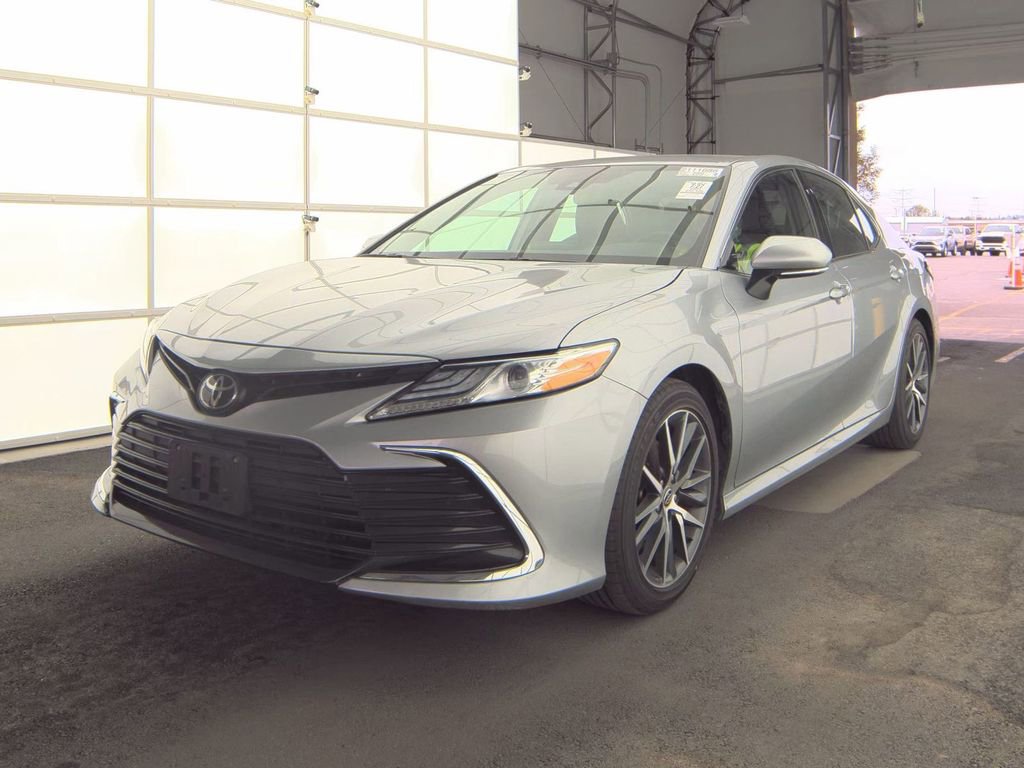 Used 2024 Toyota Camry XLE w/ Cold Weather Package
